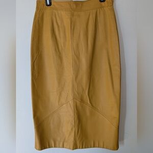 Elegant Yellow Leather Pencil Skirt